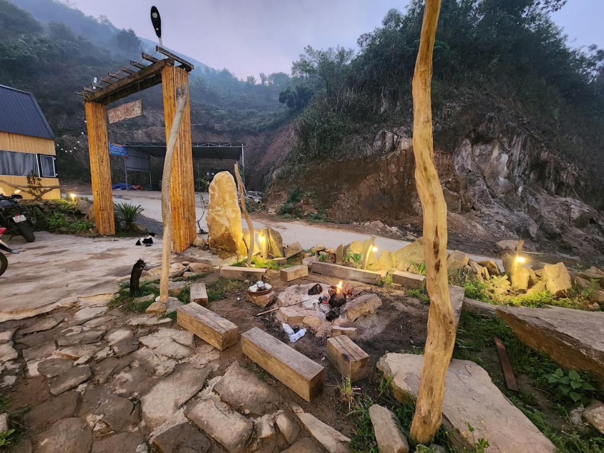 Nha Hang Homestay Pho Nui Bac Yen Exterior foto