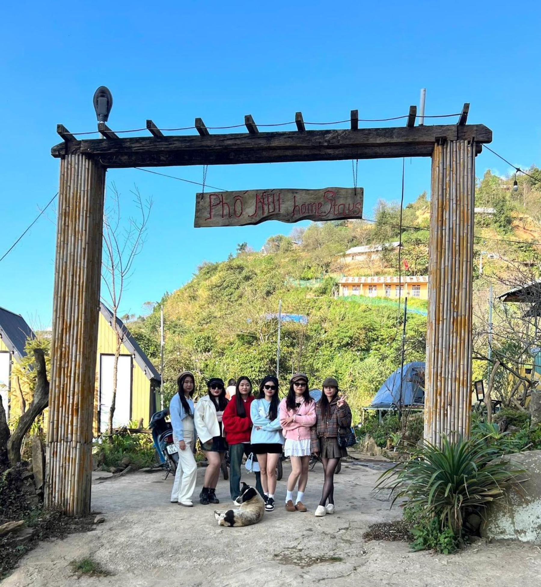 Nha Hang Homestay Pho Nui Bac Yen Exterior foto